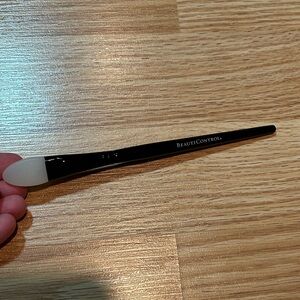 NWOT Beauticontrol flawless face‎ brush